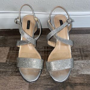 Alex Marie Heels, Size 9, Color: Silver